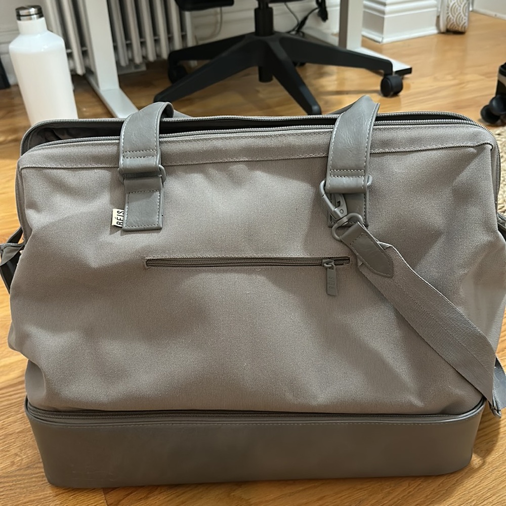 BEIS Weekender Bag - Picture 10 of 12
